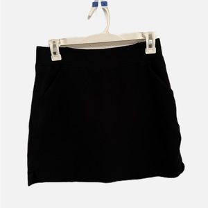 Black skort